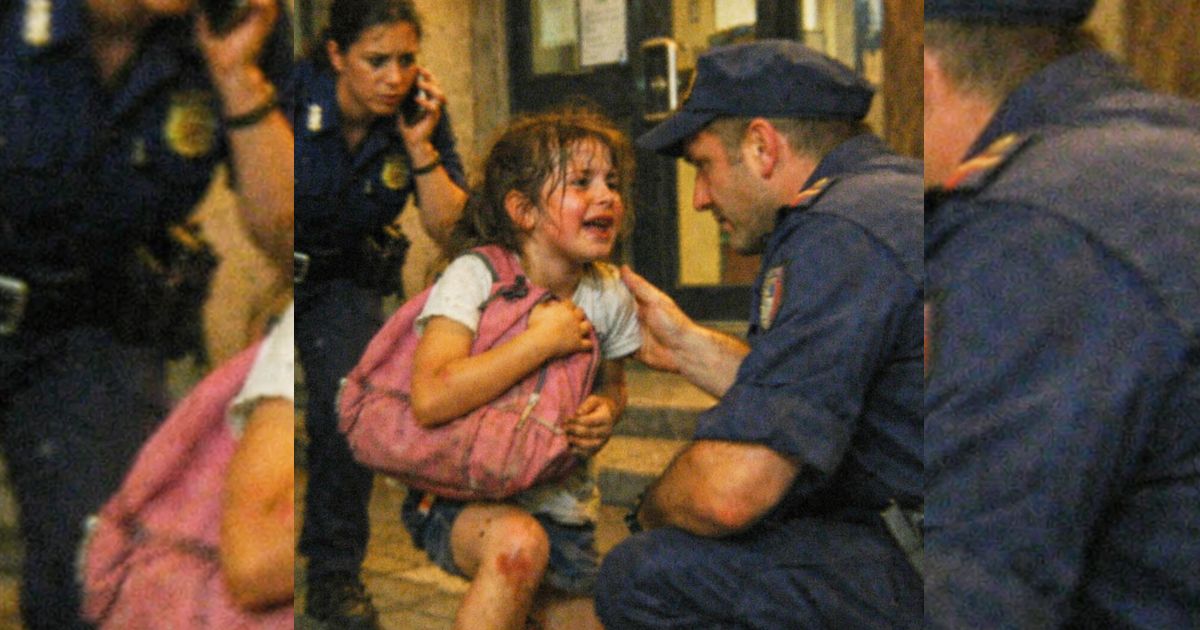 Una bambina entra in lacrime al commissariato: “Seguitemi a casa” — ciò che trovano lì dentro spezza il cuore